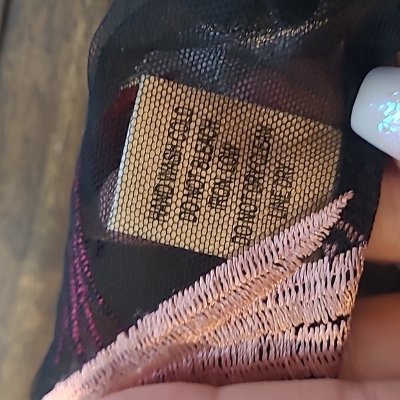 Impulsive Pink Crane sheer embroidered Tunic M - Picture 8 of 9